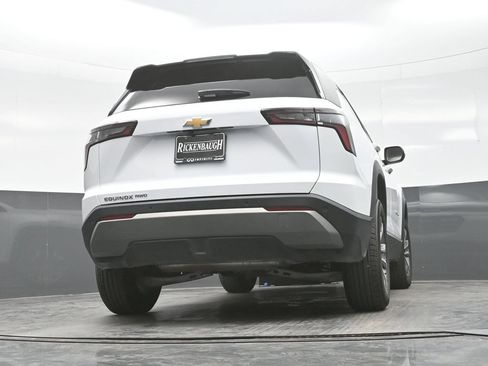 Used 2025 Chevrolet Equinox LT AWD/4WD image 30