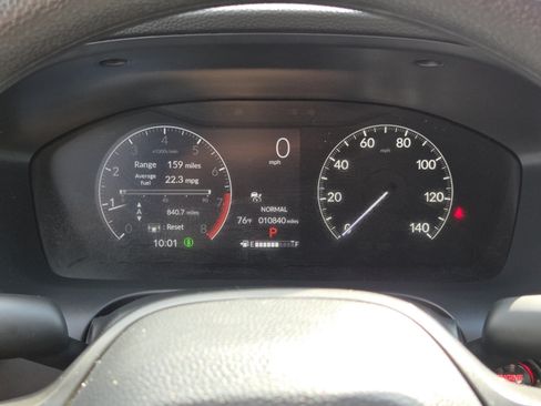 Used 2025 Honda HR-V LX image 31