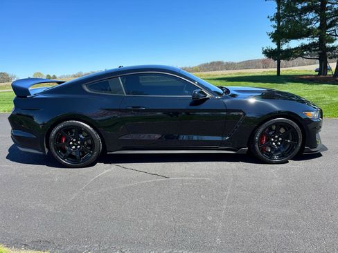 Used 2017 Ford Mustang Shelby GT350R w/ GT350R Equipment Group 920A image 6