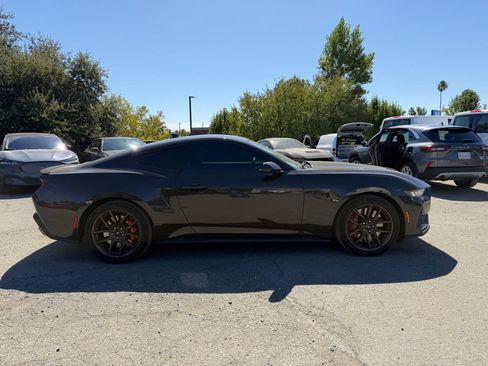 Used 2024 Ford Mustang GT Premium RWD image 6