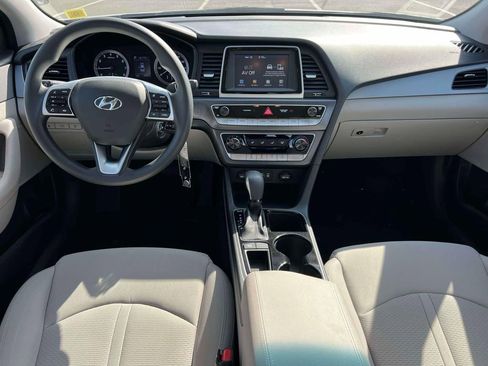 Used 2019 Hyundai Sonata SE image 14