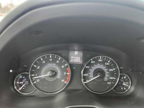 Used 2011 Subaru Outback 2.5i Limited image 22