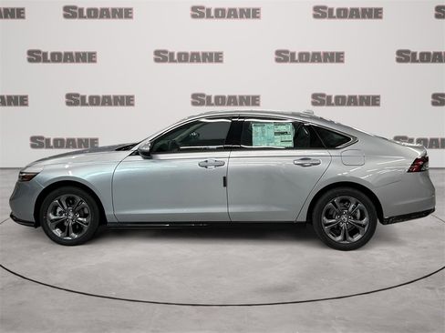 New 2025 Honda Accord EX-L image 2