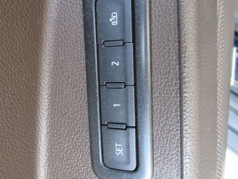 Used 2020 GMC Yukon XL Denali image 24