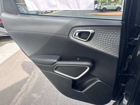 New 2025 Kia Soul S image 13