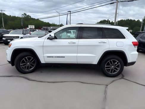 Used 2017 Jeep Grand Cherokee Limited AWD/4WD image 10
