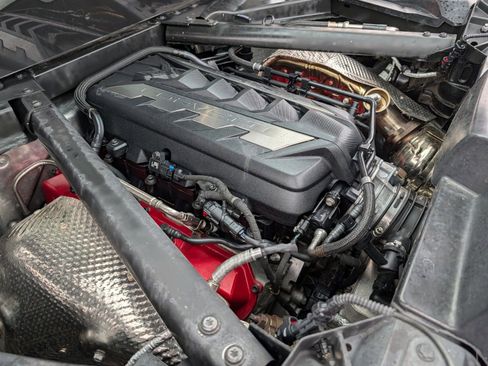 Used 2020 Chevrolet Corvette Stingray w/ 2LT Preferred Equipment Group image 30