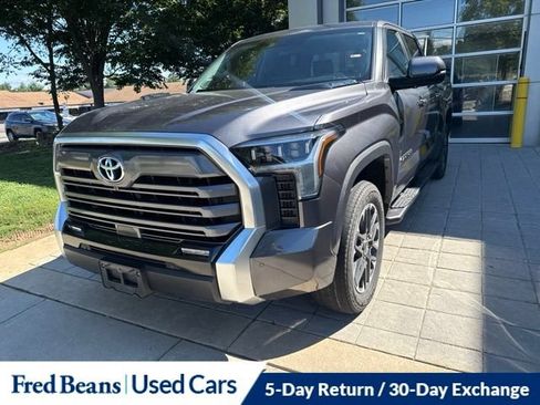 Used 2024 Toyota Tundra Limited AWD/4WD image 18