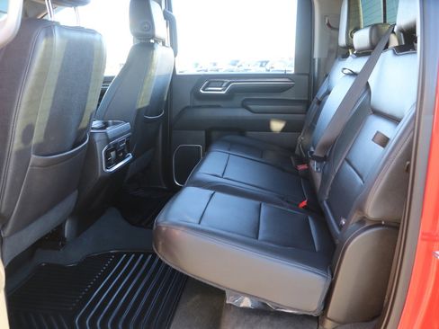 Used 2024 Chevrolet Silverado 3500 LTZ w/ LTZ Convenience Package image 27