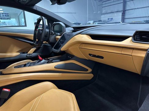 Used 2024 Lamborghini Revuelto AWD/4WD image 30
