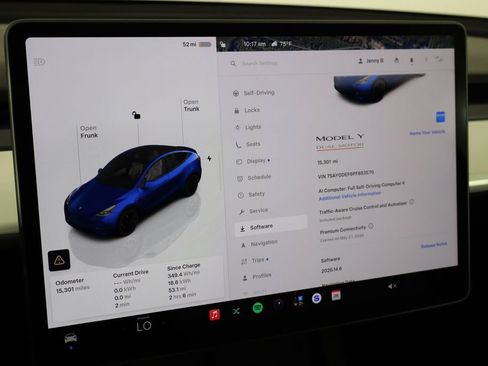 Used 2023 Tesla Model Y Performance AWD/4WD image 33