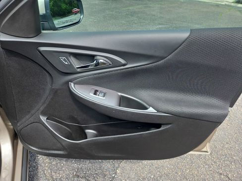 Used 2024 Chevrolet Malibu LT image 17