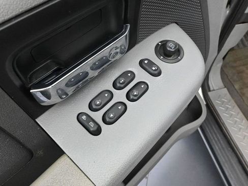 Used 2005 Ford F150 XL image 18