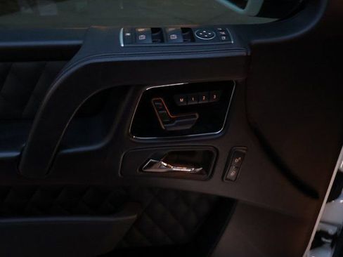 Used 2016 Mercedes-Benz G 63 AMG 4MATIC image 24