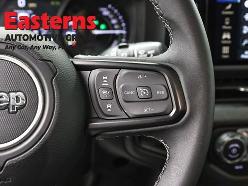 Used 2025 Jeep Wrangler Unlimited Sport S 4xe AWD/4WD image 16