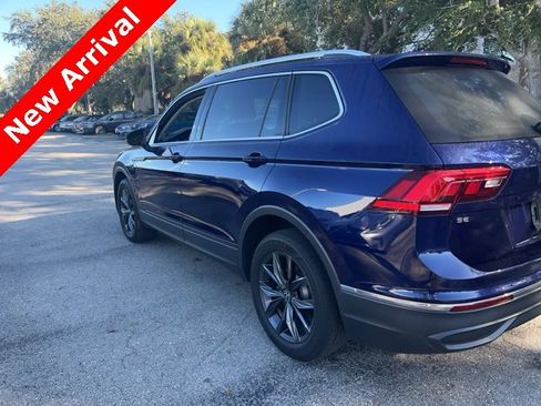 Used 2022 Volkswagen Tiguan SE image 13