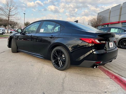 New 2026 Toyota Camry SE image 7
