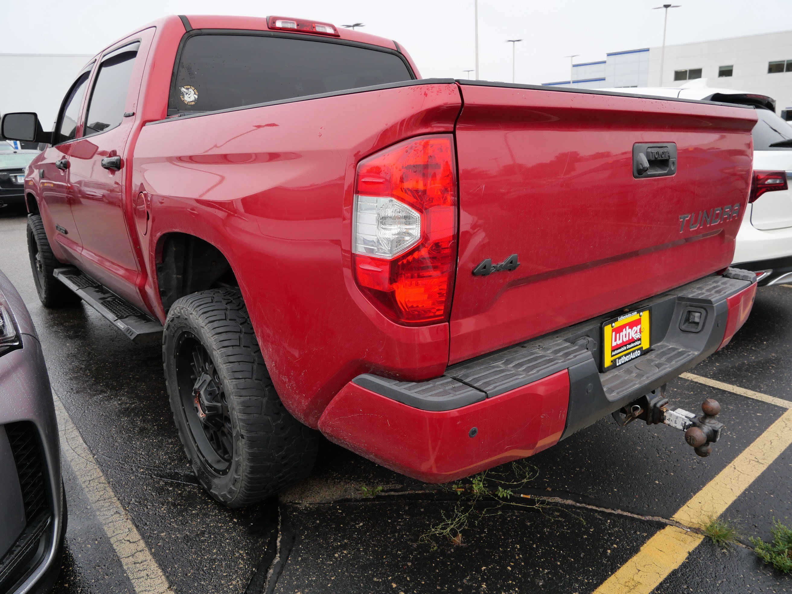 Used 2019 Toyota Tundra Limited w/ Limited Premium Package AWD/4WD image 6