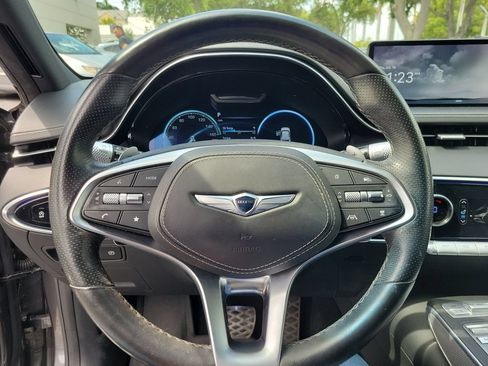 Used 2023 Genesis GV70 2.5T w/ Sport Prestige Package AWD/4WD image 22