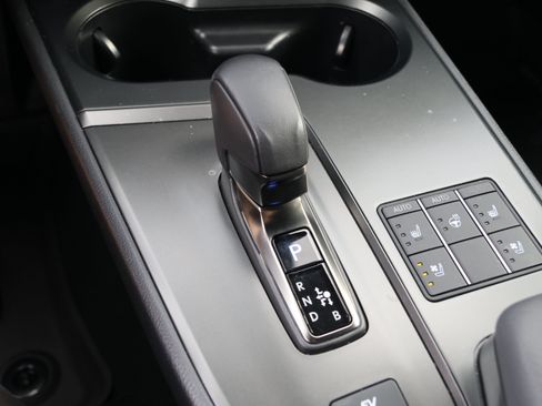 Used 2025 Lexus UX 300h FWD w/ Accessory Package (Z1) image 28