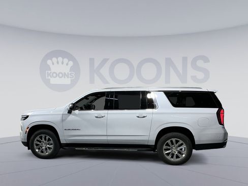 New 2026 Chevrolet Suburban Premier image 13