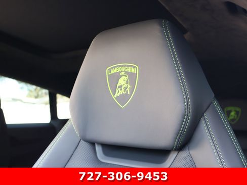 Used 2023 Lamborghini Urus S AWD/4WD image 16