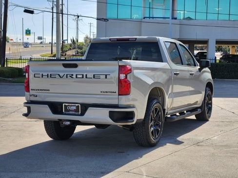 Used 2026 Chevrolet Silverado 1500 Custom w/ Turbomax Blackout Package image 15