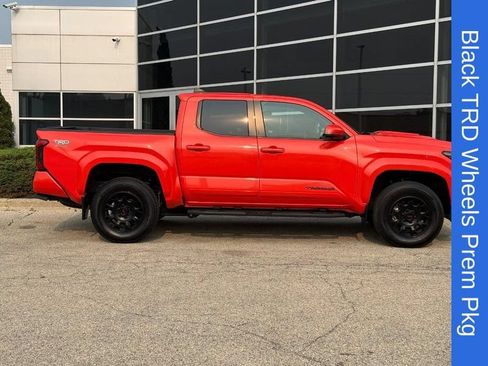 Used 2024 Toyota Tacoma TRD Sport w/ TRD Sport Premium Package AWD/4WD image 2