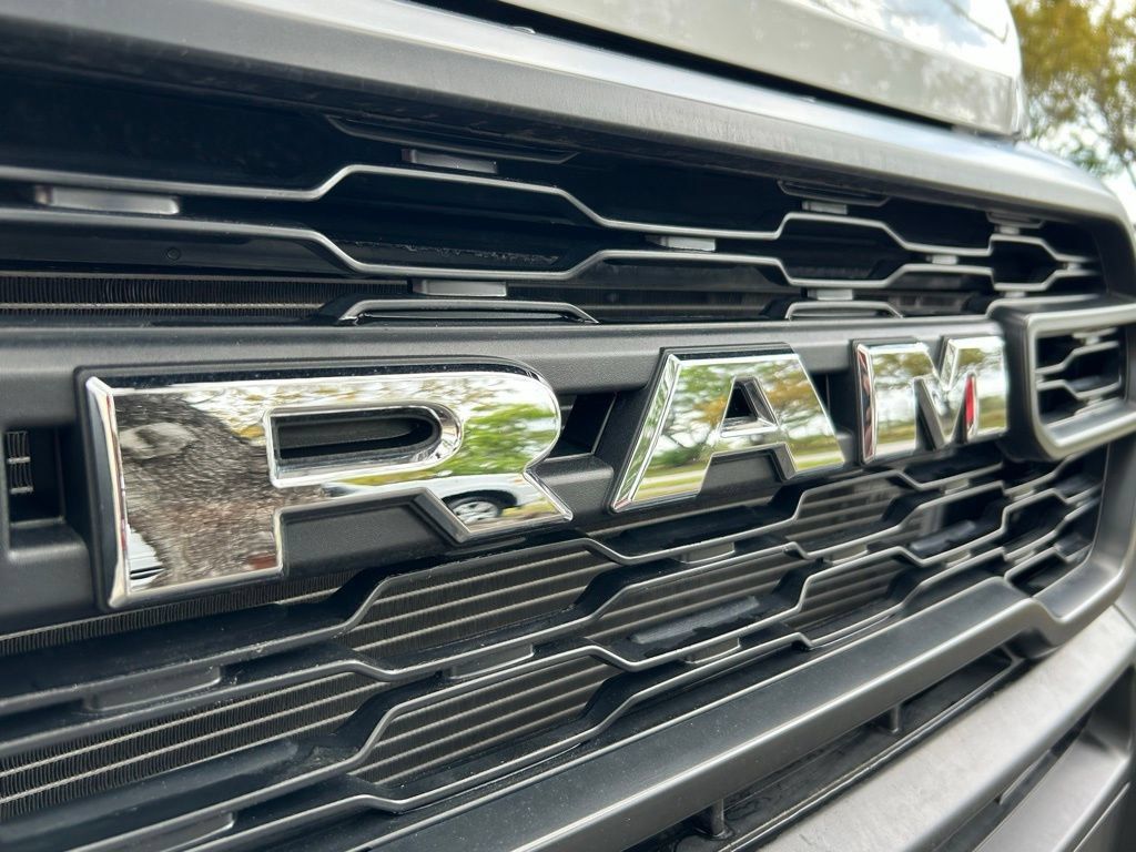 Used 2024 RAM ProMaster 3500 w/ Convenience Group FWD image 18