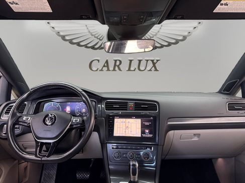 Used 2019 Volkswagen e-Golf SEL Premium FWD image 11