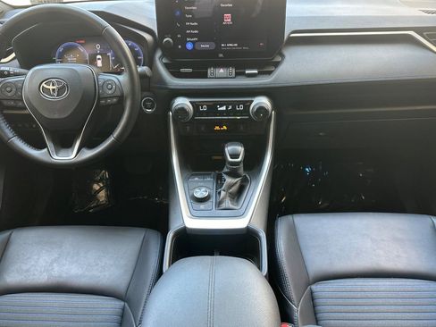Used 2023 Toyota RAV4 XSE AWD/4WD image 14