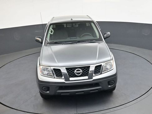 Used 2018 Nissan Frontier SV image 28