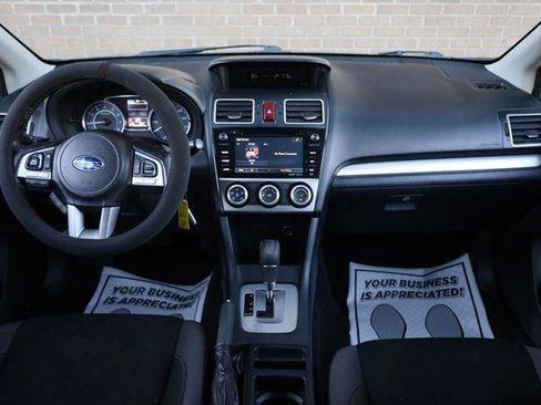 Used 2017 Subaru Crosstrek 2.0i Premium AWD/4WD image 25