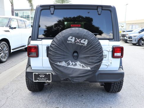 Used 2021 Jeep Wrangler Unlimited Sport AWD/4WD image 5