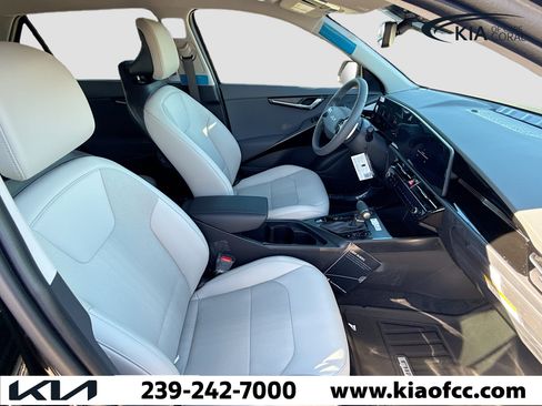New 2026 Kia Niro EX image 14