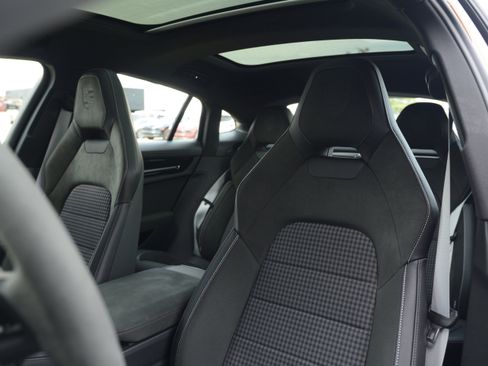 Certified 2025 Porsche Panamera 4 AWD/4WD image 16
