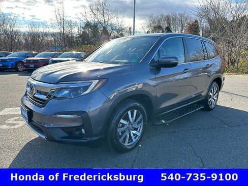 Used 2021 Honda Pilot EX image 2