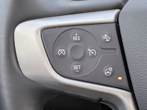 Certified 2024 GMC Terrain SLT image 26