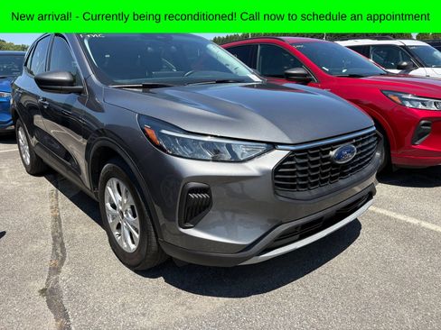 Used 2024 Ford Escape Active w/ Tech Pack #1 FWD image 1
