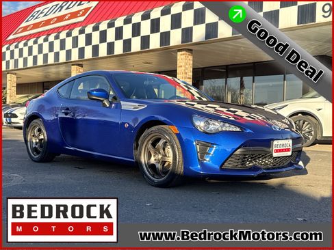Used 2017 Toyota 86 image 1