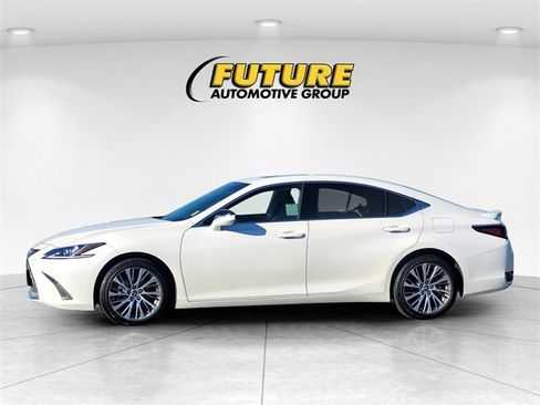 Used 2021 Lexus ES 250 w/ Premium Package image 9