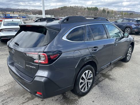 Certified 2023 Subaru Outback Premium image 9