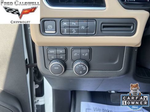 Used 2024 Chevrolet Tahoe Premier AWD/4WD image 23