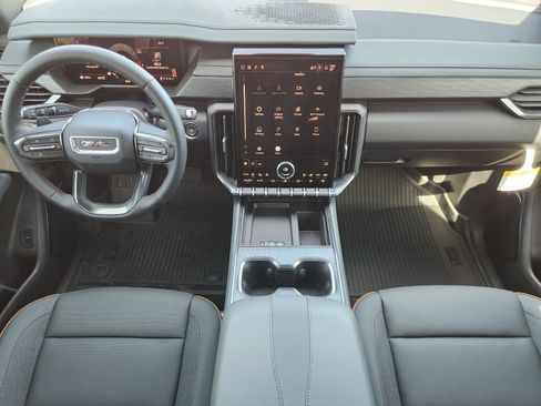 New 2026 GMC Acadia AT4 w/ Luxury Package image 29