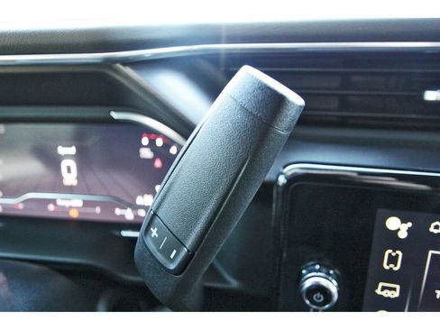 Used 2024 GMC Sierra 2500 Denali Ultimate image 13