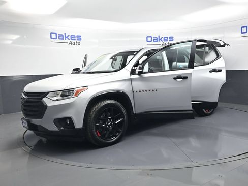 Used 2021 Chevrolet Traverse Premier w/ Redline Edition FWD image 58
