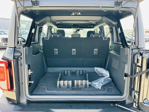 New 2025 Ford Bronco 4-Door AWD/4WD image 23