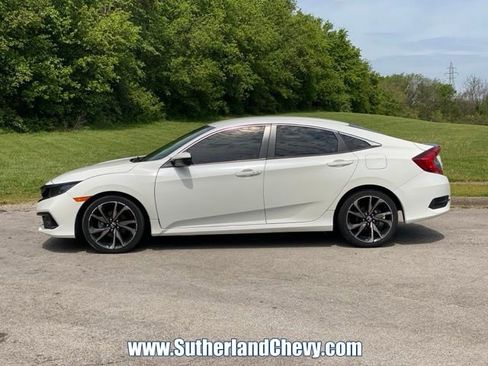 Used 2021 Honda Civic Sport image 4