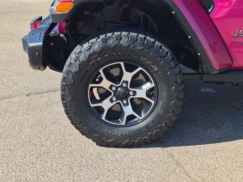 Used 2021 Jeep Wrangler Unlimited Rubicon AWD/4WD image 9