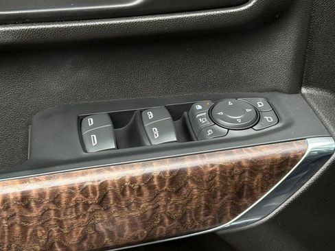 Used 2023 GMC Sierra 2500 Denali AWD/4WD image 11